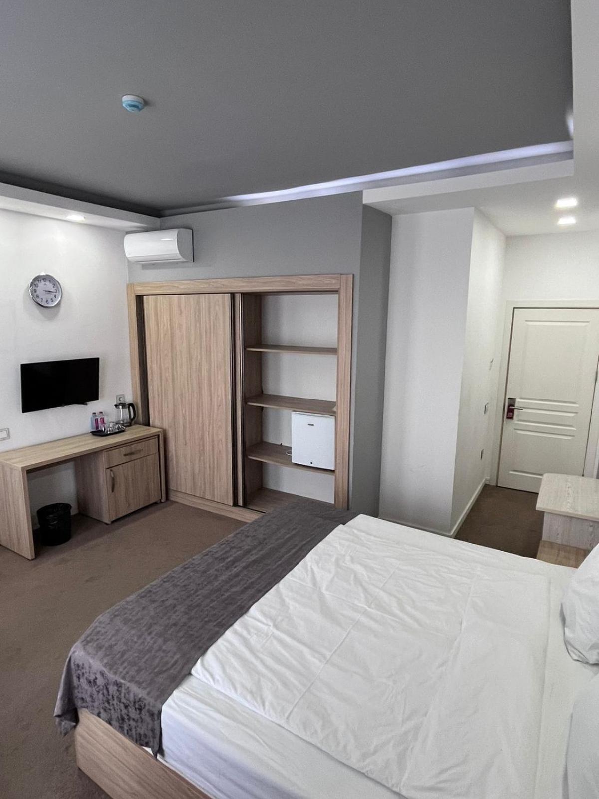 Jupiter Baku -Halal Hotel Buitenkant foto